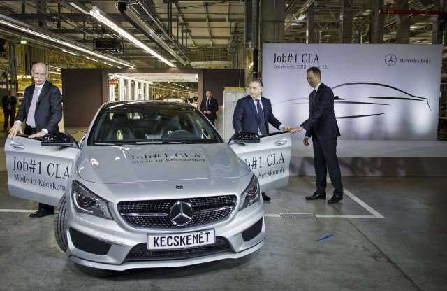 Felavatták a Mercedes-Benz CLA kecskeméti gyártósorát