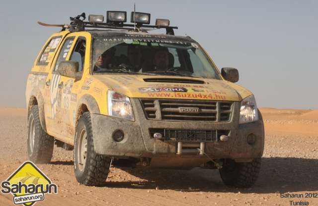 Saharun 2013 - biztonságos sivatagi show autós kalandoroknak