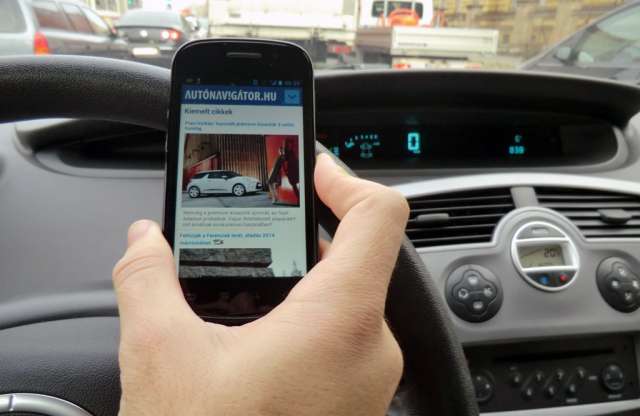 Az okostelefonok is nyírhatják az autóeladásokat